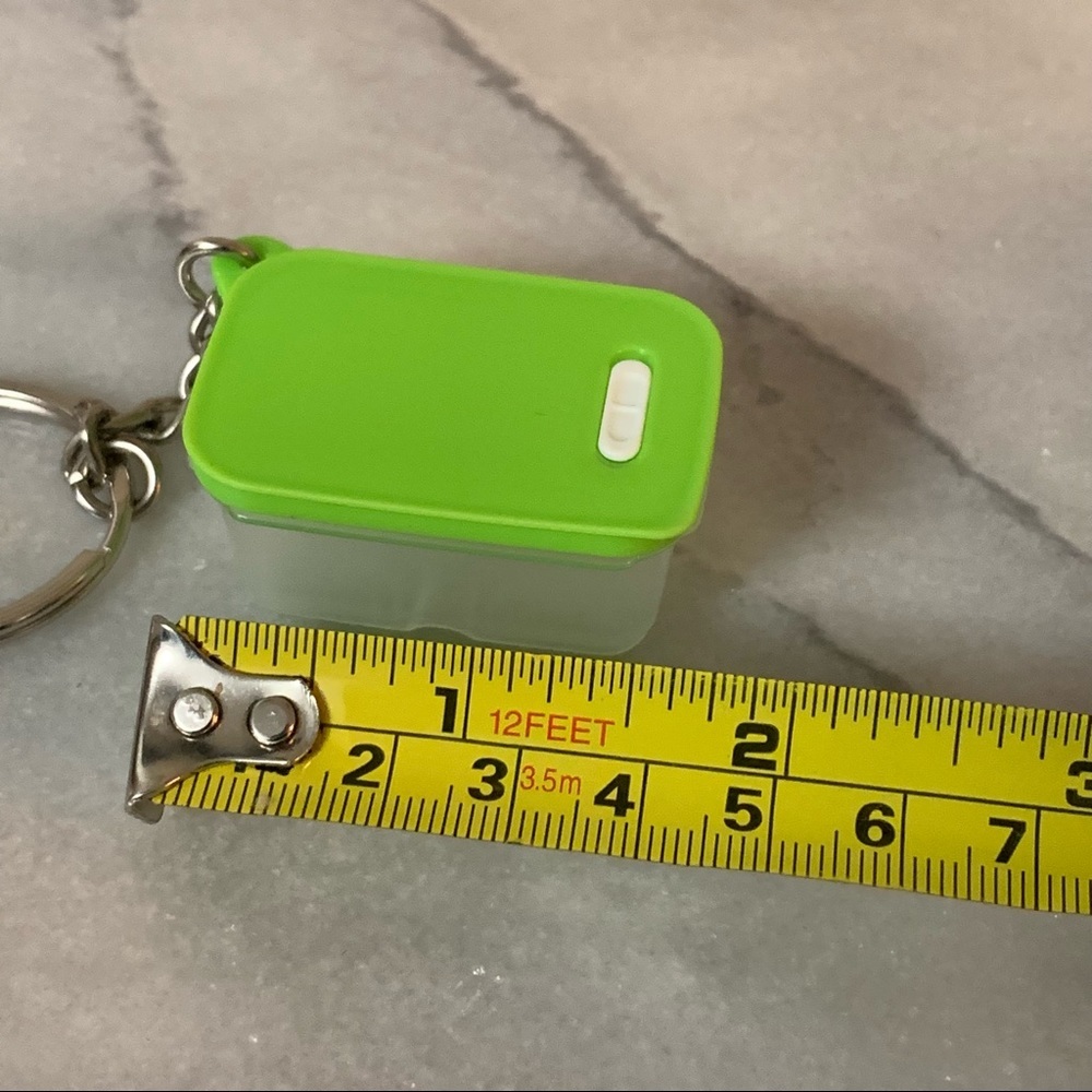 Tupperware Fridgesmart Keychain New - Picture 4 of 5